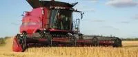 Комбайн Case IH Axial-Flow 6140 в комплекте с зерновой жаткой серии 2030 Ri